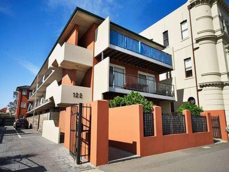 12, 122 Beaconsfield Parade