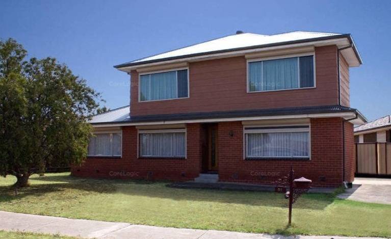 81 Ridge Dr, Avondale Heights - Image 1