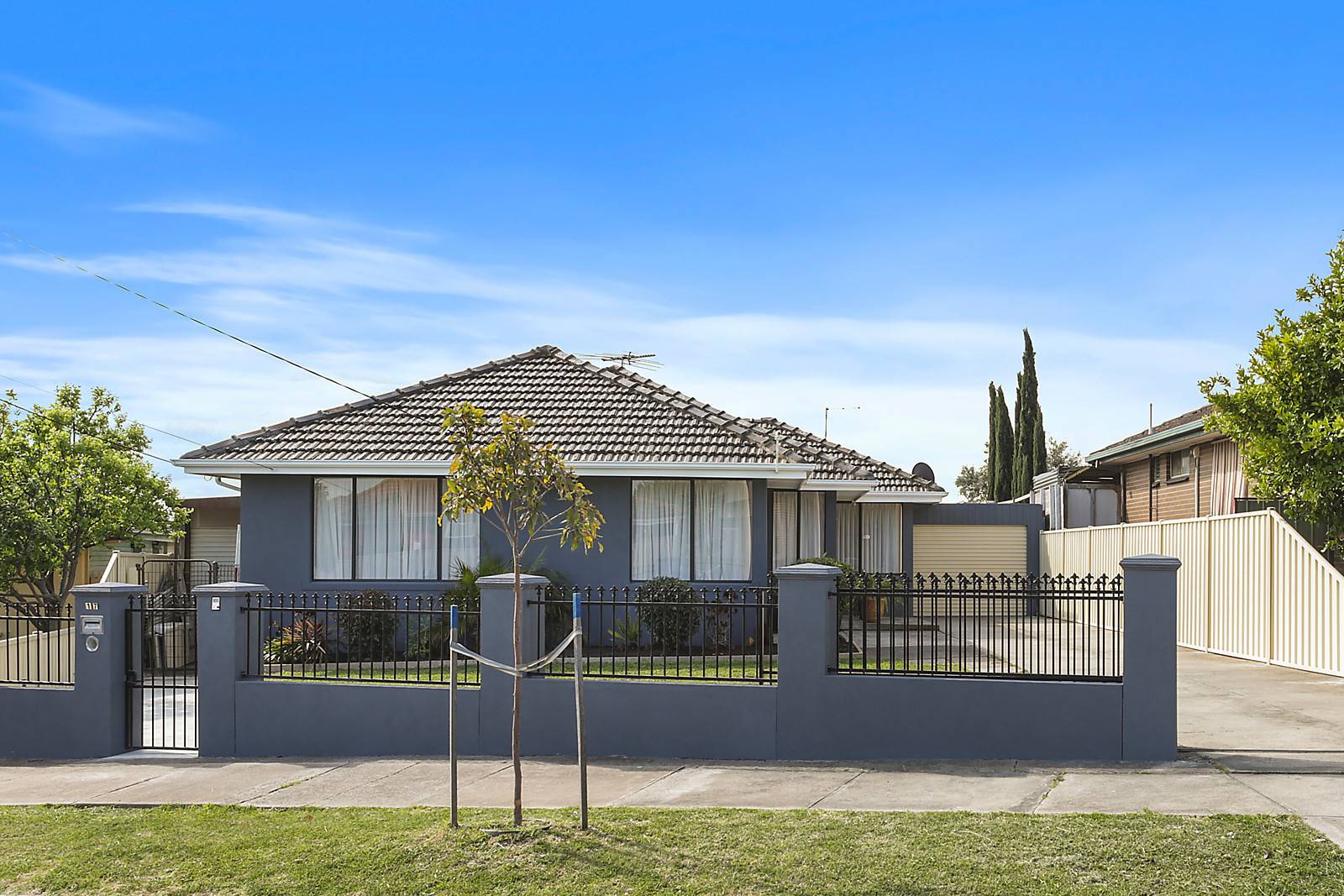 17 Rickard St, Avondale Heights, Avondale Heights - Image 1