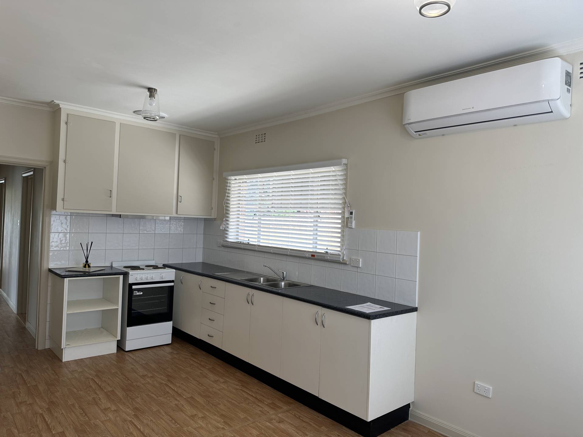 24 Summerhill Rd, Maidstone, Maidstone - Thumbnail 8