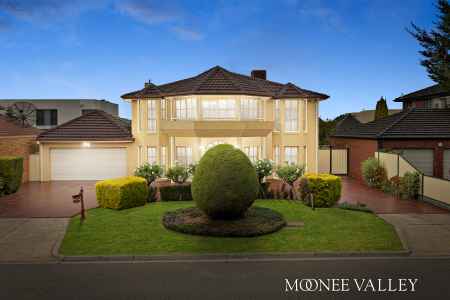 The Perfect Family Lifestyle In St Bernard's Estate!
