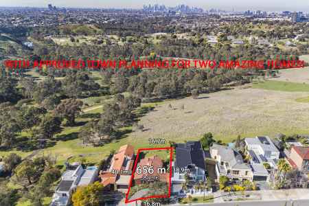 WHEN THEY TALK ABOUT LOCATION – THE BEST VIEWS IN MELBOURNE!