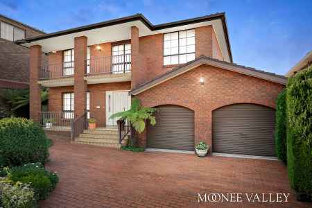 Quality Built Home In St Bernards Estate!