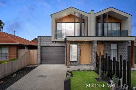 Architectural Elegance Meets Contemporary Luxury