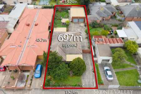 Prime North-Facing Opportunity Just Steps from the Shops!