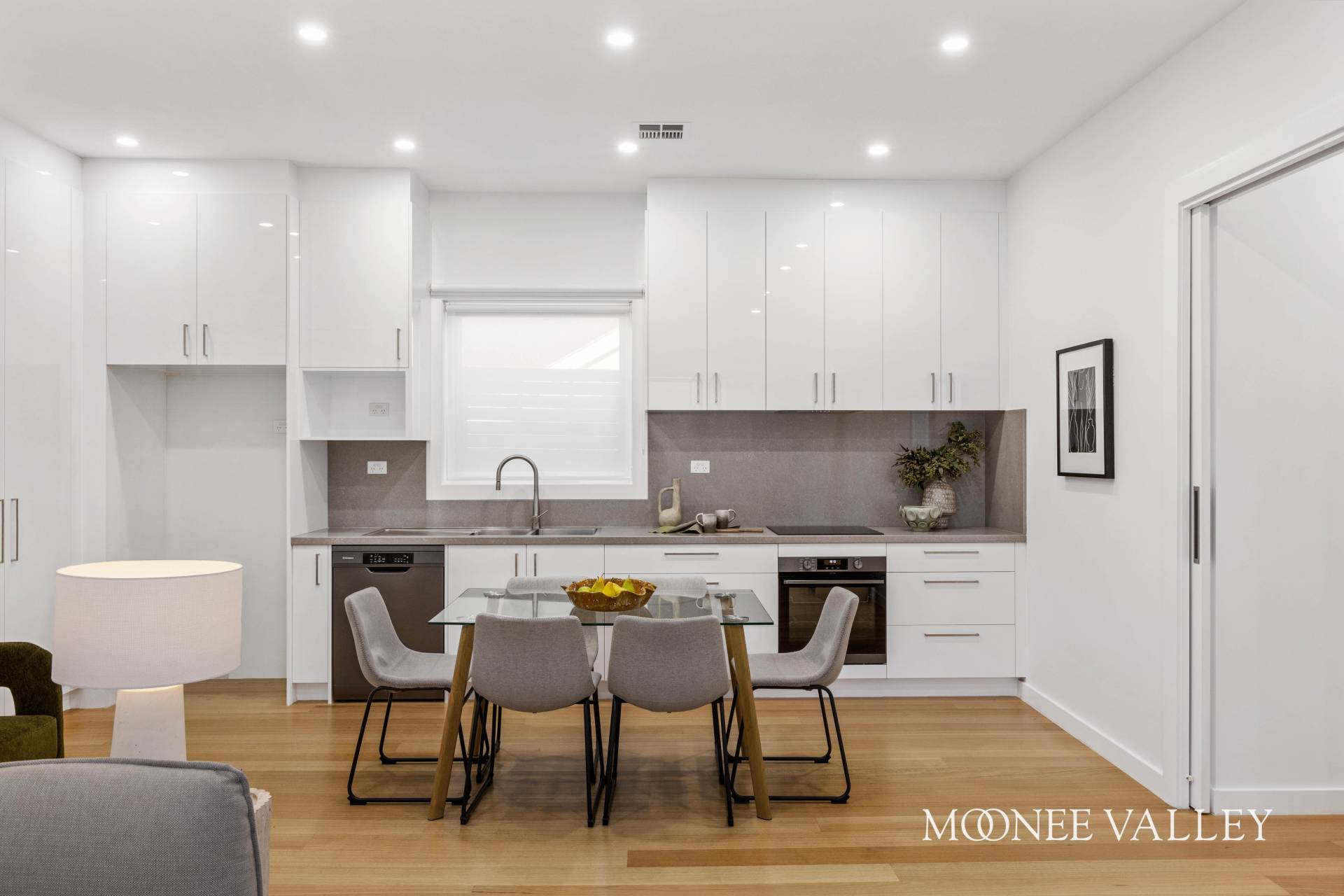 28A Braemar Street, Essendon, Essendon - Thumbnail 8