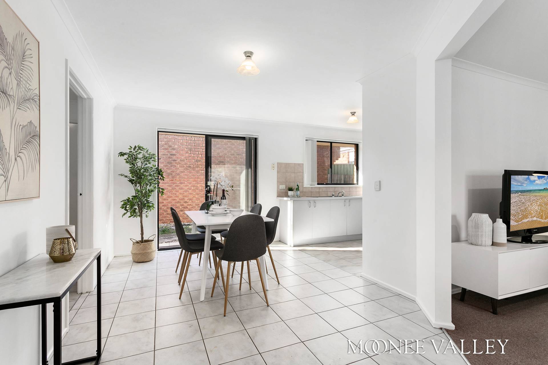1, 75 Delbridge Drive, Sydenham - Thumbnail 4