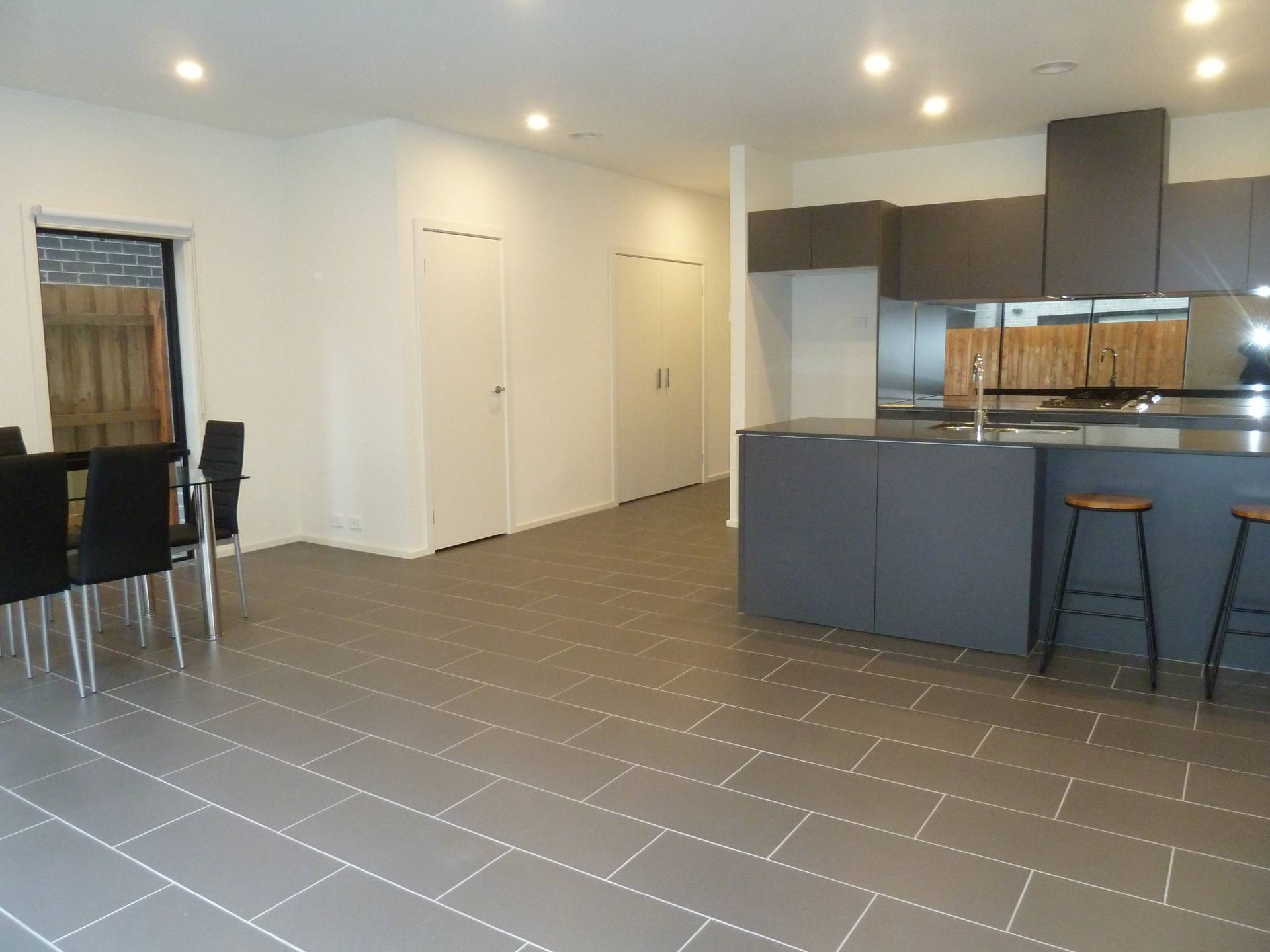 5D Westminster Dr, Avondale Heights - Thumbnail 4