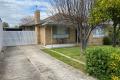 APPEALING HOME IN CENTRAL LOCALE!