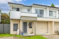 Large town house in the heart of Deception Bay!