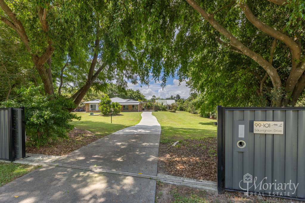 99-101 Sauvignon Dr, Morayfield - Image 1