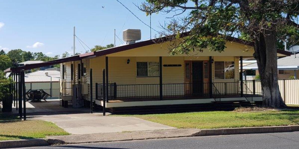 Moura Real Estate Home to Moura Real Estate