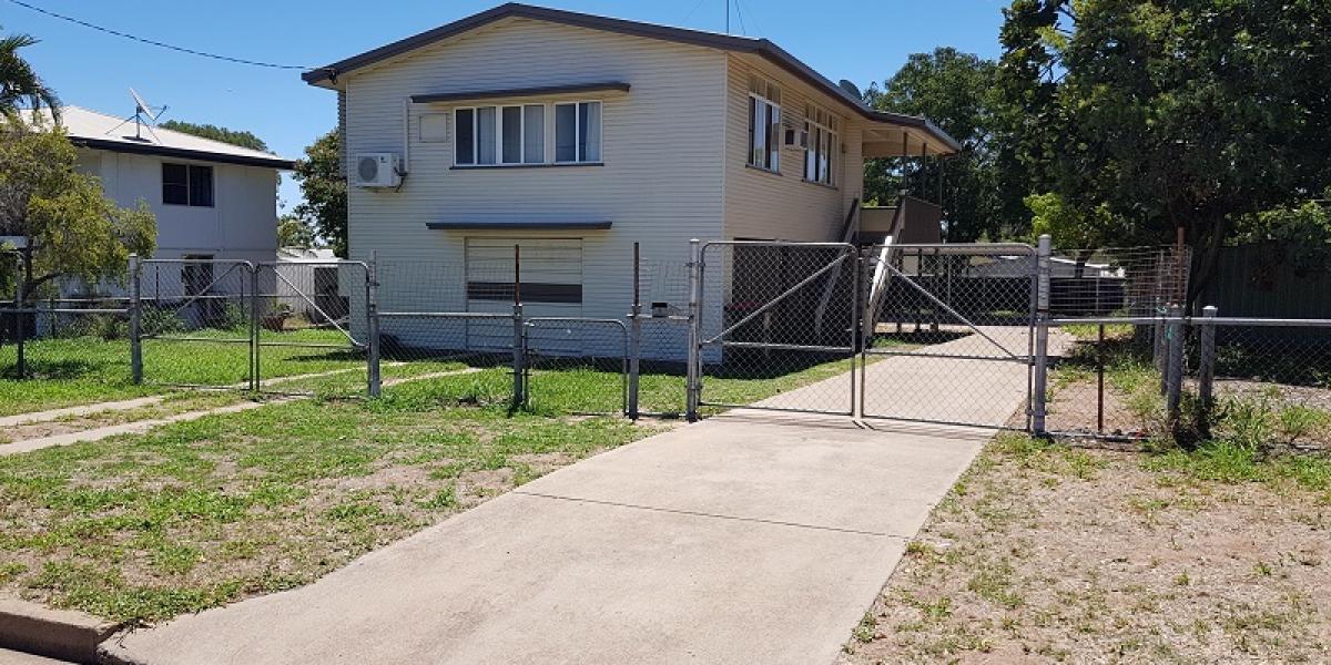 Moura Real Estate Home to Moura Real Estate