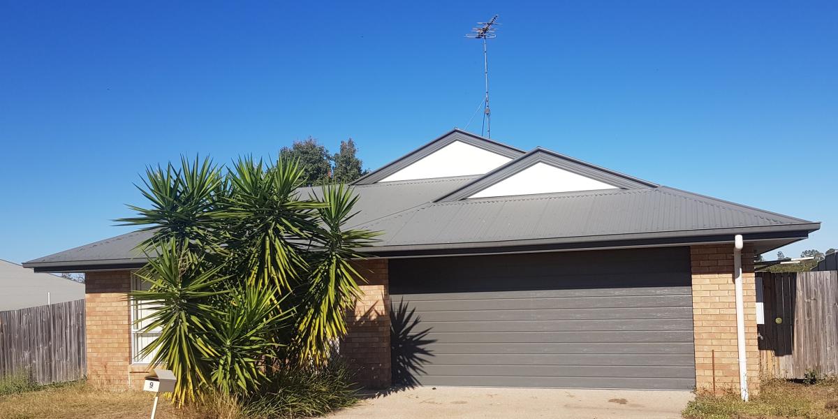 Moura Real Estate Home to Moura Real Estate