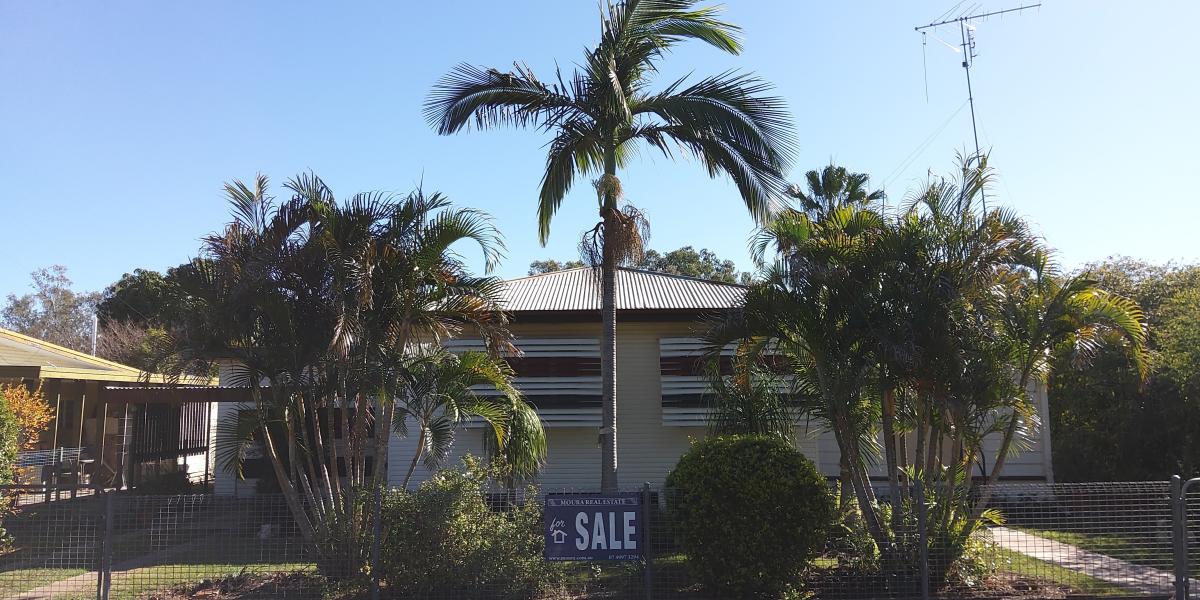 Moura Real Estate Home to Moura Real Estate