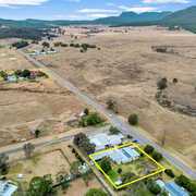 Seller of a House in Broke