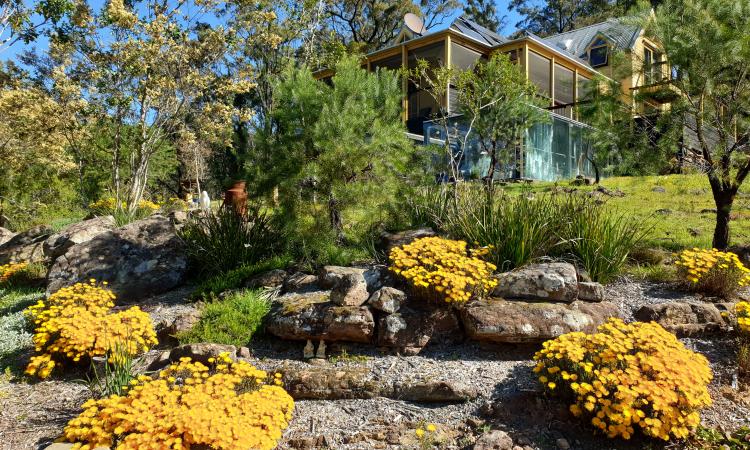 Storybook Home on Picturesque Wollombi Acres