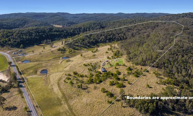 Scenic Howes Valley Acreage