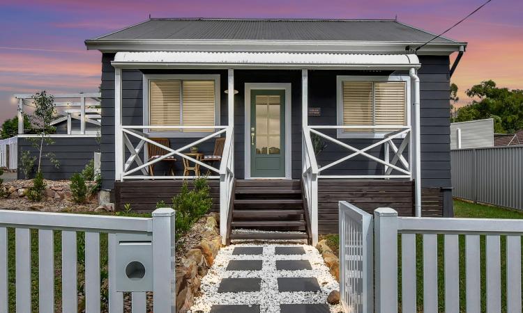 'Kurlew Cottage'