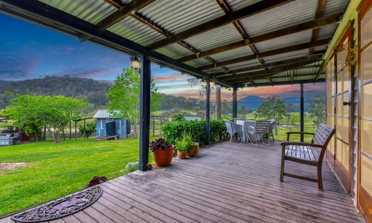 Laguna Lodge - A Rare Country Retreat in the Lower Hunter Valley