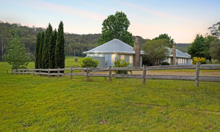 ‘Collenbri’ – Refined Country Elegance in Prestigious Wollombi Locale