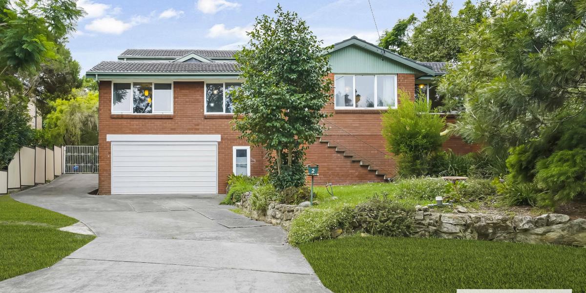1208sqm | 42.6m Frontage | 7 minute walk to train station