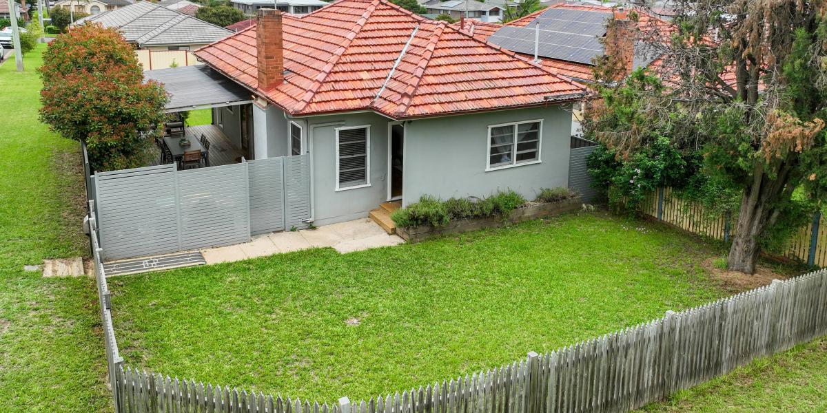 537 sqm Corner Block with Development Potential