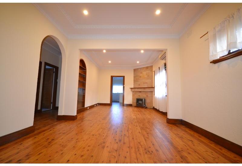 WELL PRESENTED 3 BEDROOM HOME IN PRIME LOCATION