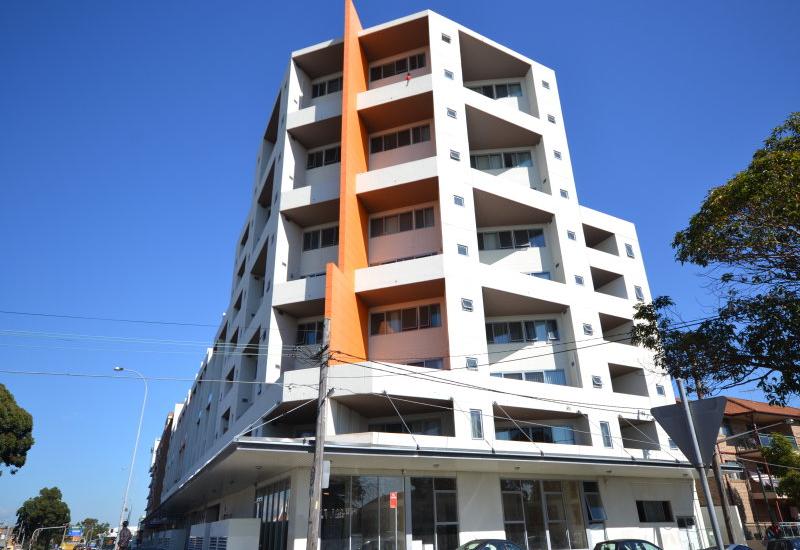 SPACIOUS AND BRIGHT 2 BEDROOM APARTMENT