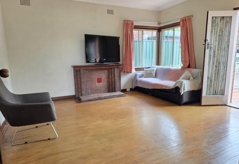 PARTIALLY FURNISHED 3 BEDROOM SEMI HOUSE