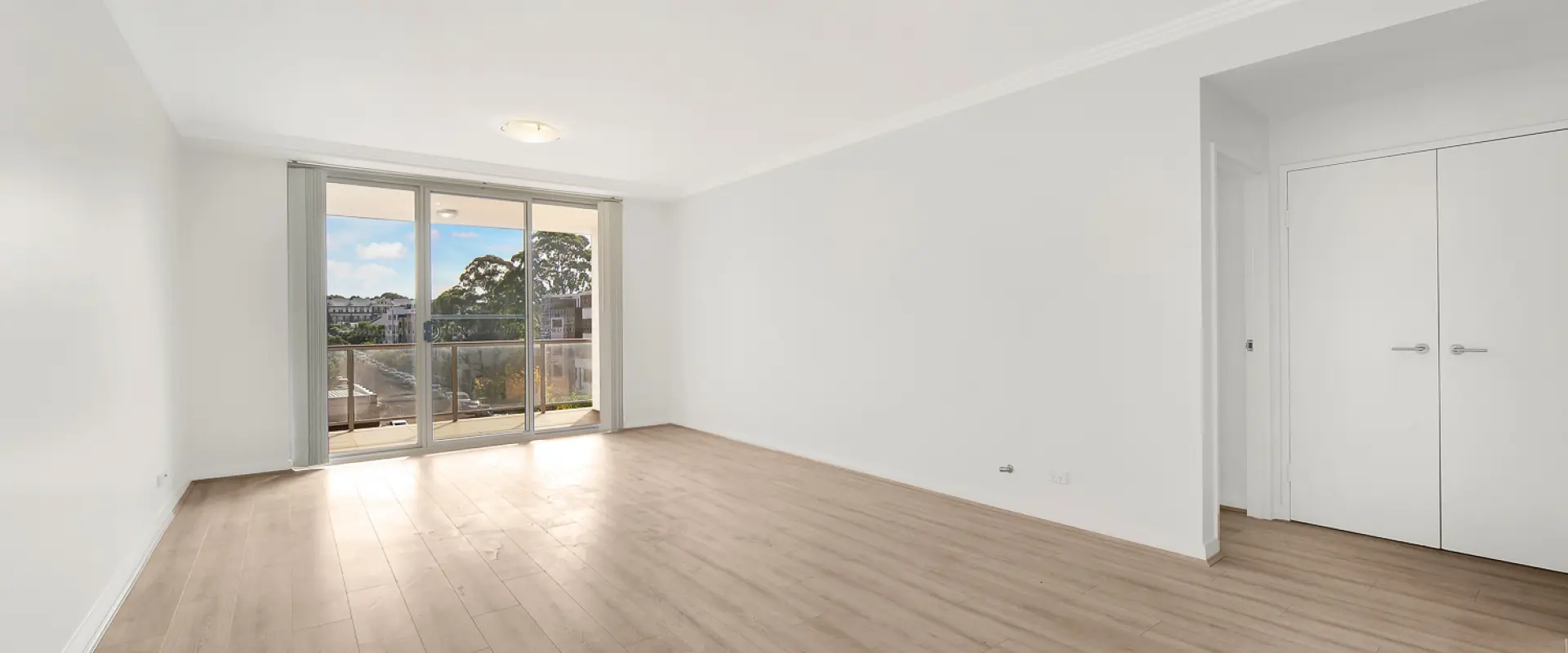 302, 8-12 Kensington Street, Kogarah, Kogarah - Thumbnail 2