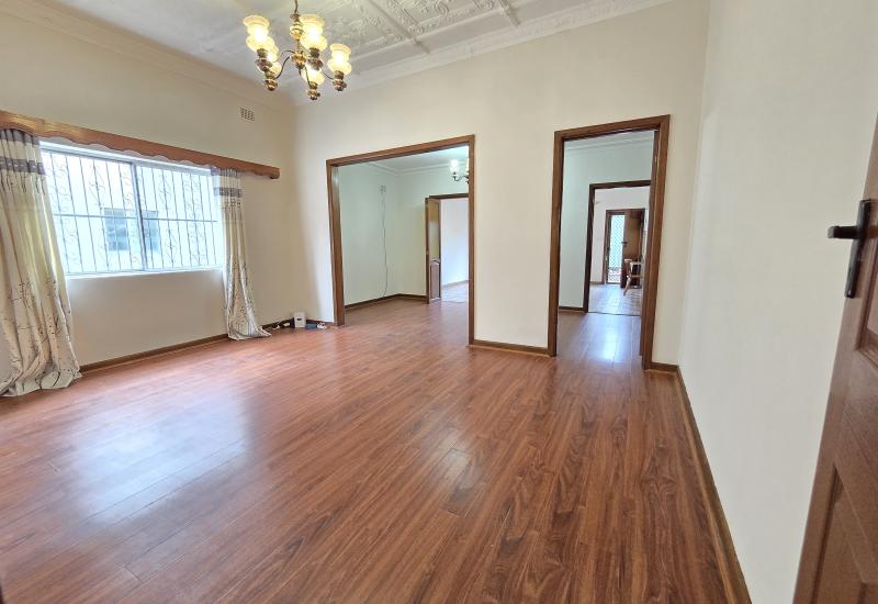 SPACIOUS 4 BEDROOM HOUSE