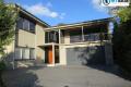 EXECUTIVE LIVING / ENTERTAINERS DELIGHT