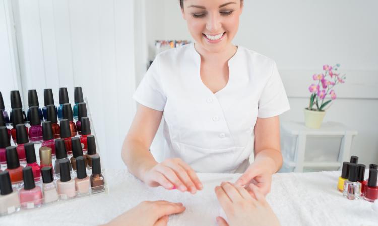 Long Established Nail & Beauty Salon *Great Location* [2410231]