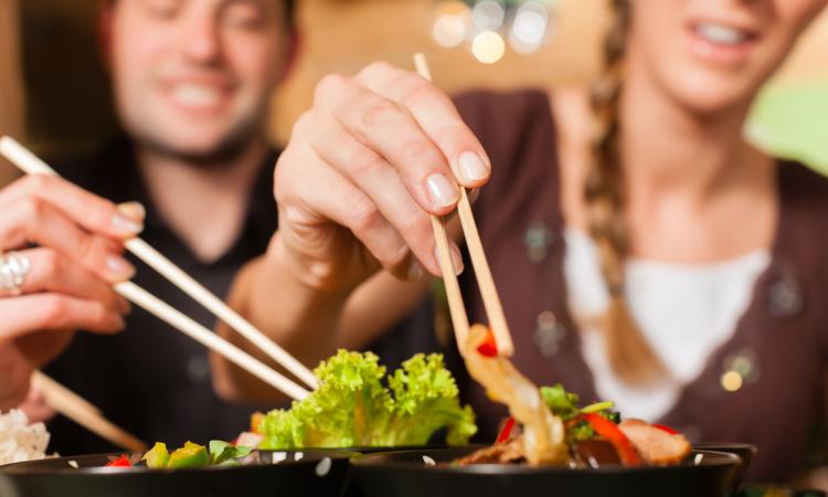 Fully Equipped Asian Takeaway & Dine-In Restaurant | Prime Location | Strong Growth Potential | Low Rent [2507301]