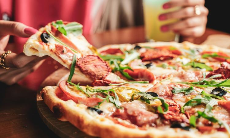 Pizza Shop – Prime Location | $9K Weekly Takings | Only $150K [2508271]
