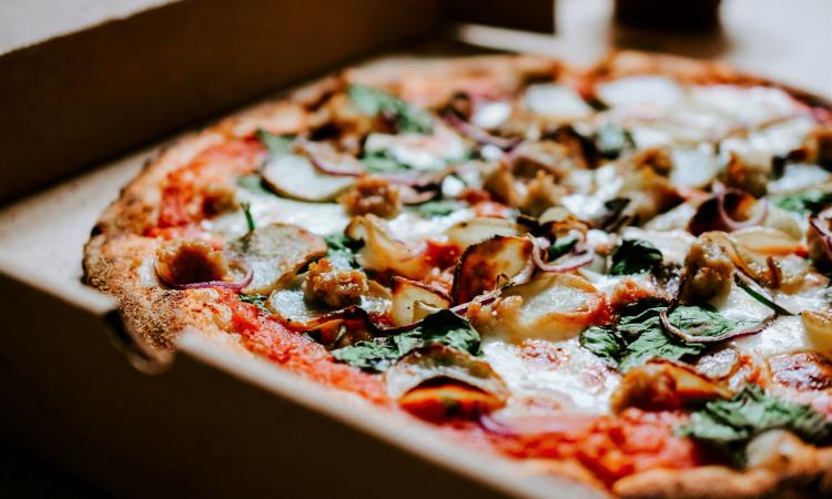 Takeaway Pizza Shop | $6-$7K/Week | Low Rent | $70K (2509061)