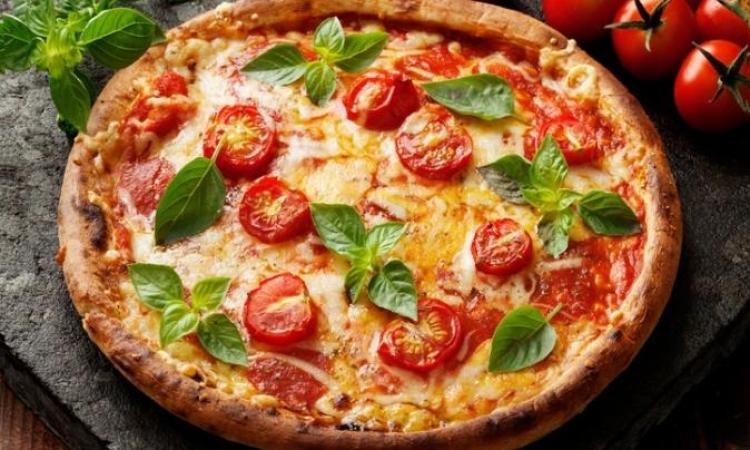 Profitable Pizza Store – $8,000+ Weekly Takings | Low Rent | 3-Bedroom Sublease [2602111]