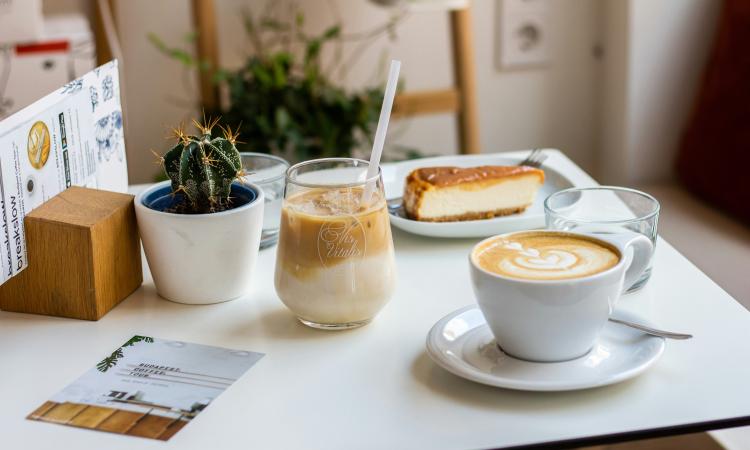 Well-Known Café | Loyal Customer Base + Huge Growth Potential [2603195]