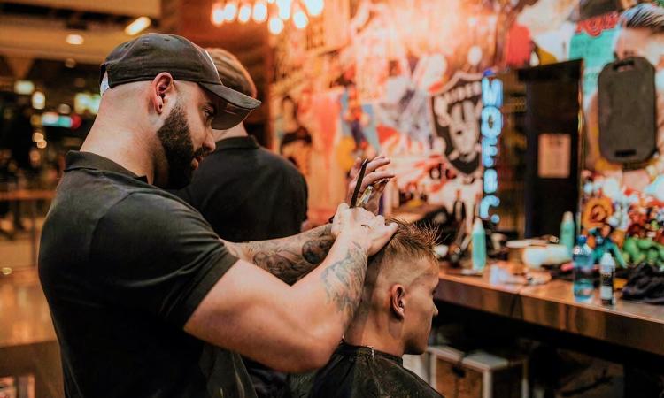 Highly Profitable Barber Shop for Sale Near Pakenham Shopping Centre [2603251]