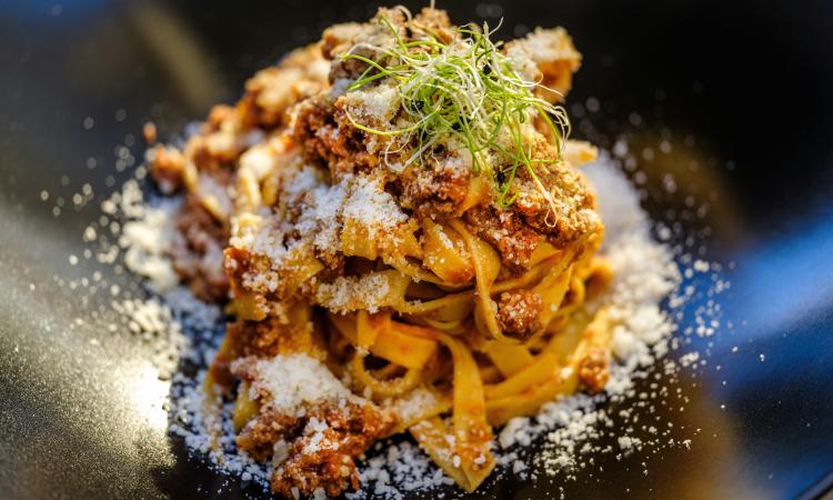 Italian Restaurant and Takeaway |13k tks & 25 hr of Operation p.w| Beaumaris |Asking 260k [2603282]