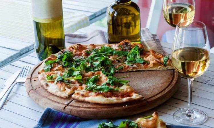 Beachside Pizza Icon – Fully Managed, No Competition | 20k+ weekly sales [2604302]