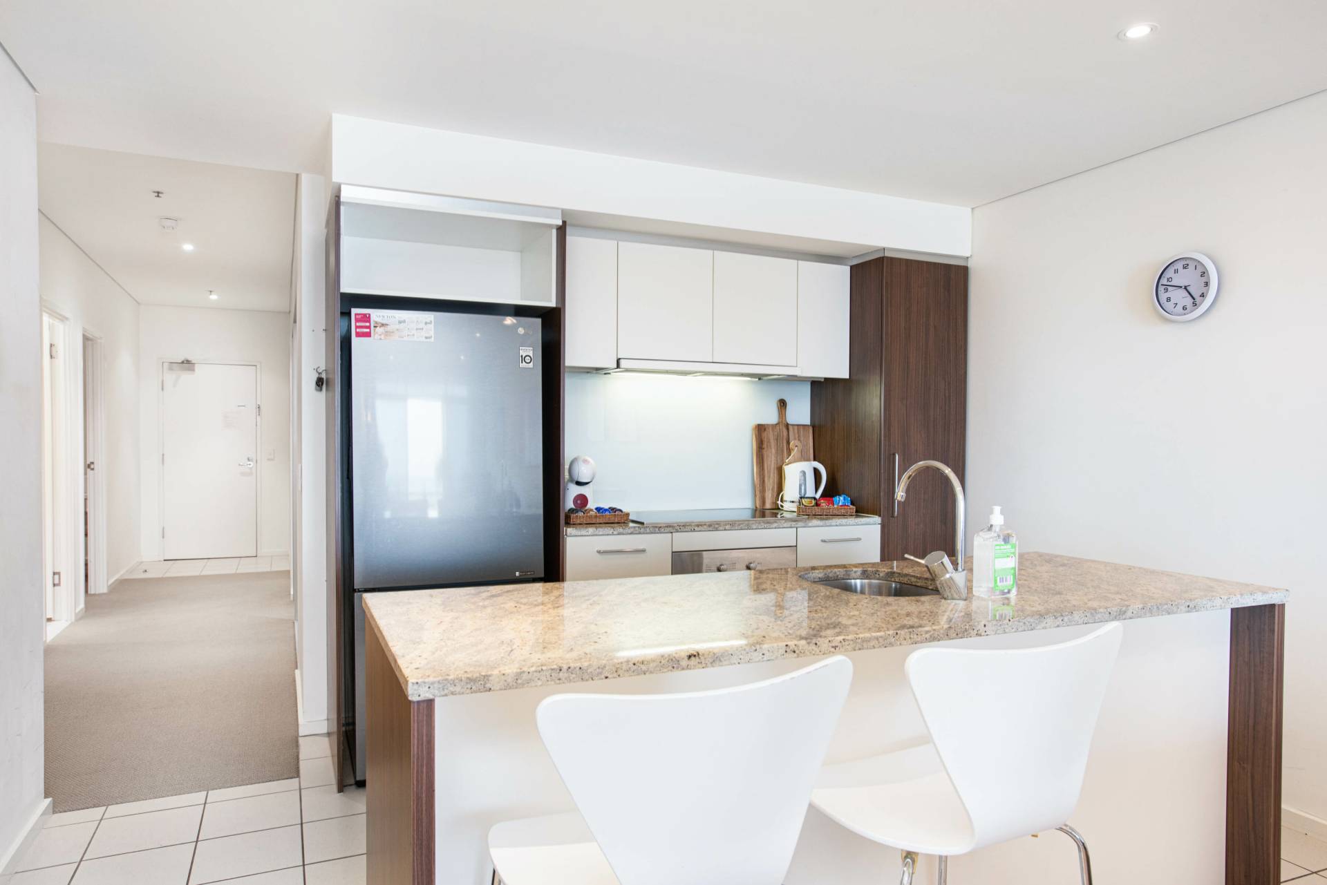 Newton & Co: Ocean View Luxury apartment
