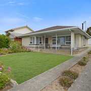 Seller of a House in Hayborough