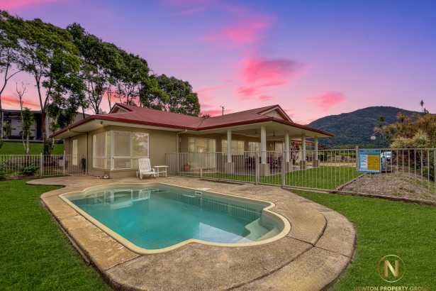 Spacious Family Home with Pool, Privacy & Lush Gardens!