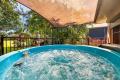 🏡 Versatile Living with a Tropical Twist
