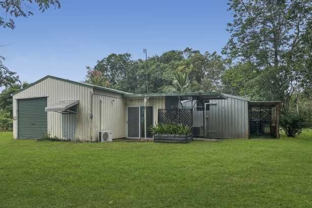 Live In Now, Improve Over Time on 1 Hectare!