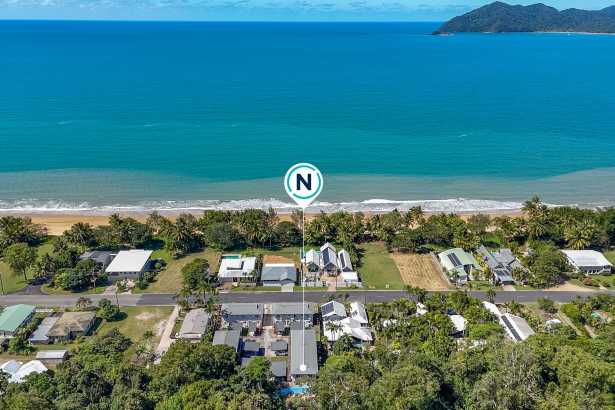Private End Townhouse Opposite Wongaling Beach