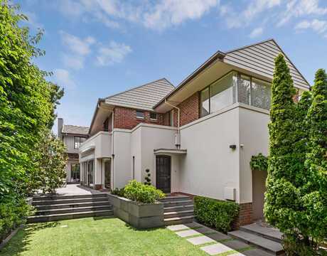 Elisha M testimonial image