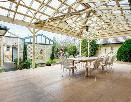 Sarah B testimonial image